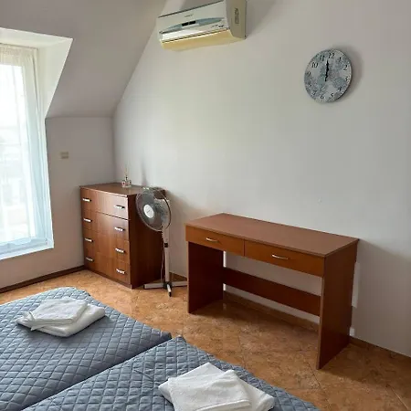 Sunny Mladost Apartament